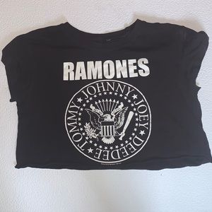RAMONES Crop top size S-M